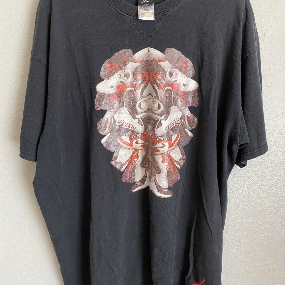 Nike Air Jordan Mirrored Shoes Men’s XL T-Shirt Black